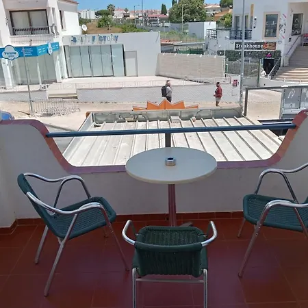 Guest House Casa Ramos On The Strip Albufeira Exterior photo